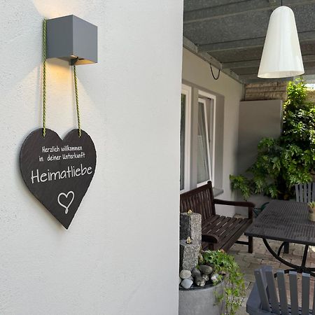 Schoene Ferienwohnung 2,5 Zimmer In Stadtnaehe Mit Eigenem Hofgarten Balingen Eksteriør bilde